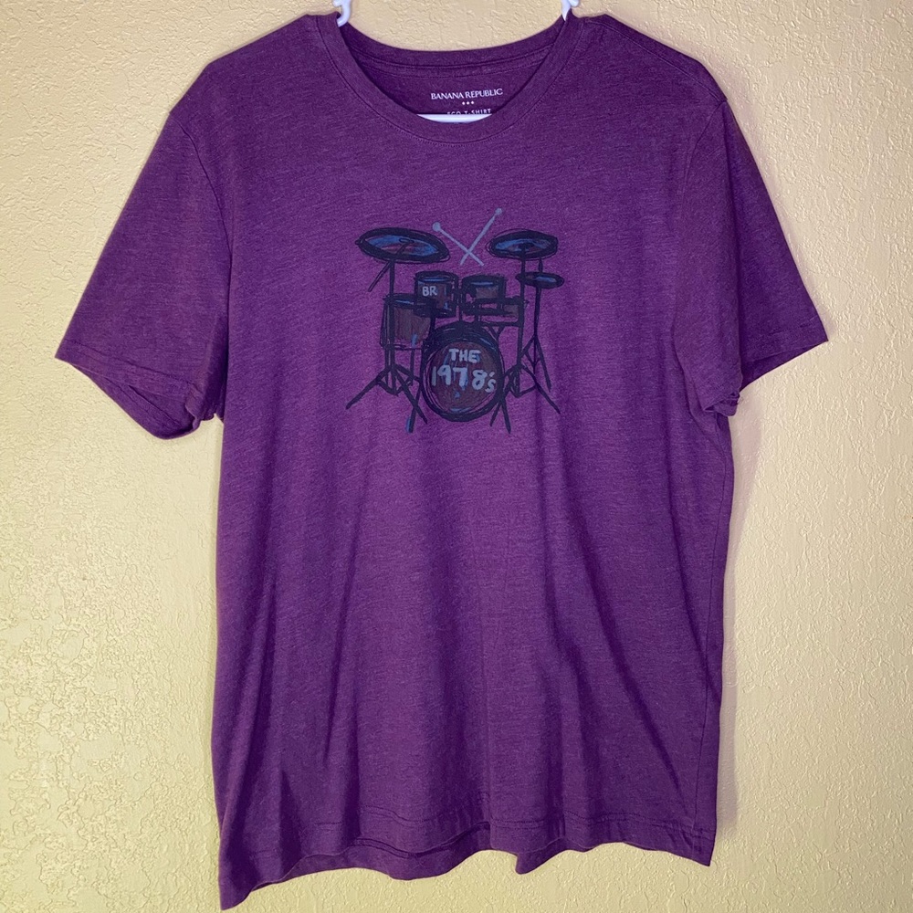 BANANA REPUBLIC Men’s Casual The 1978’s Logo Tee